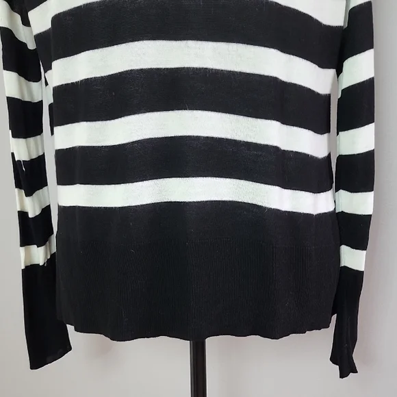 ZARA Stripes black and white turtle neck light knit sweater - Picture 4 of 13